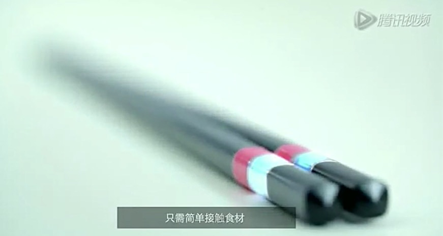 Connected chopsticks detect contaminated food